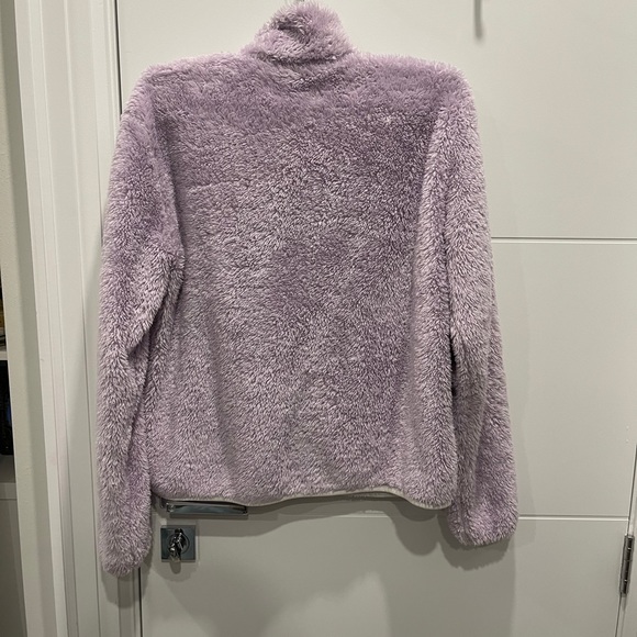 H&M Sweater Zip-Up - Picture 3 of 3
